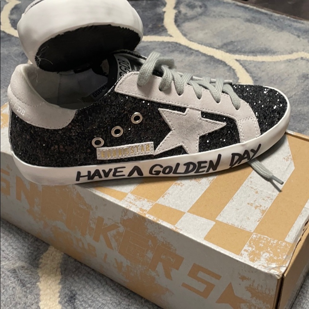 Golden Goose Have a Golden Day